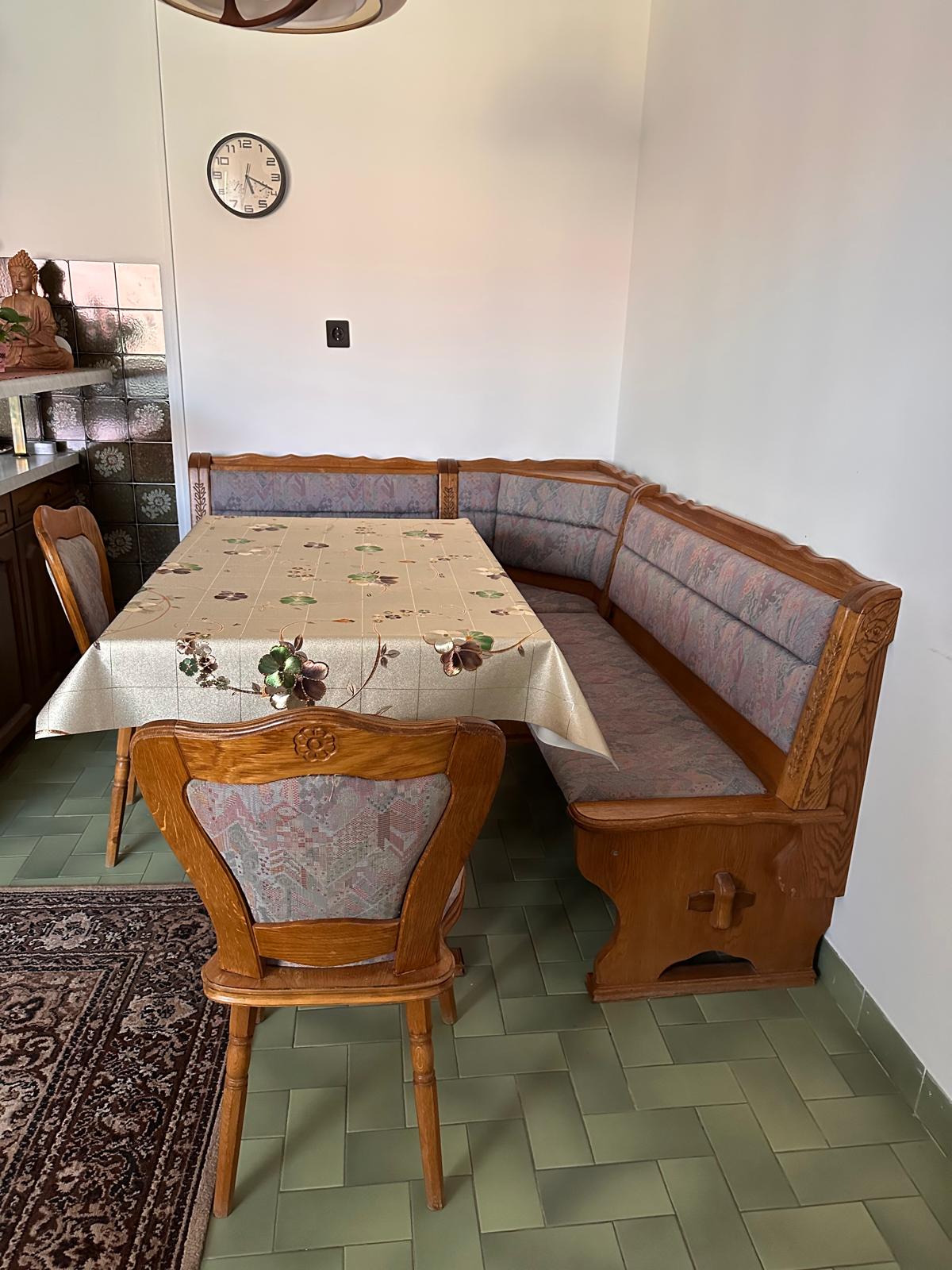 Étkezősarok az apartmanban