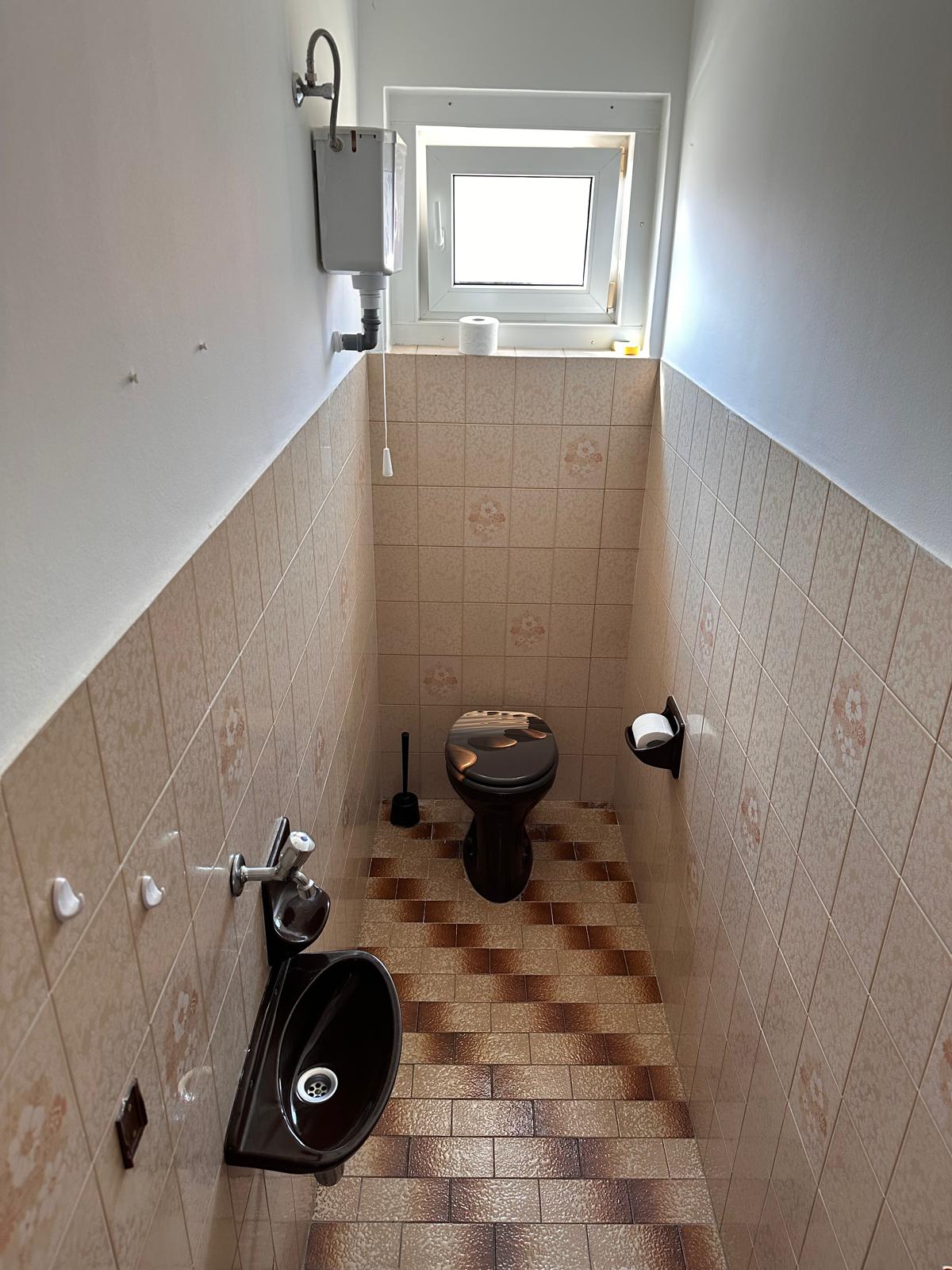 Külön WC helyiség